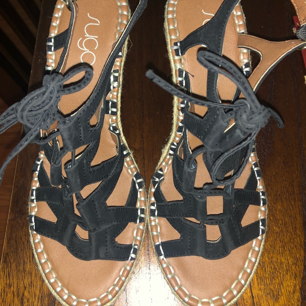 Beautiful wedges never worn!